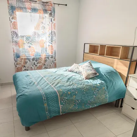 Les 7 Iles Apartment *